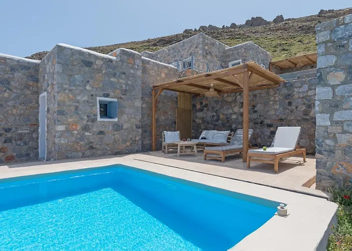 Nisides Suites